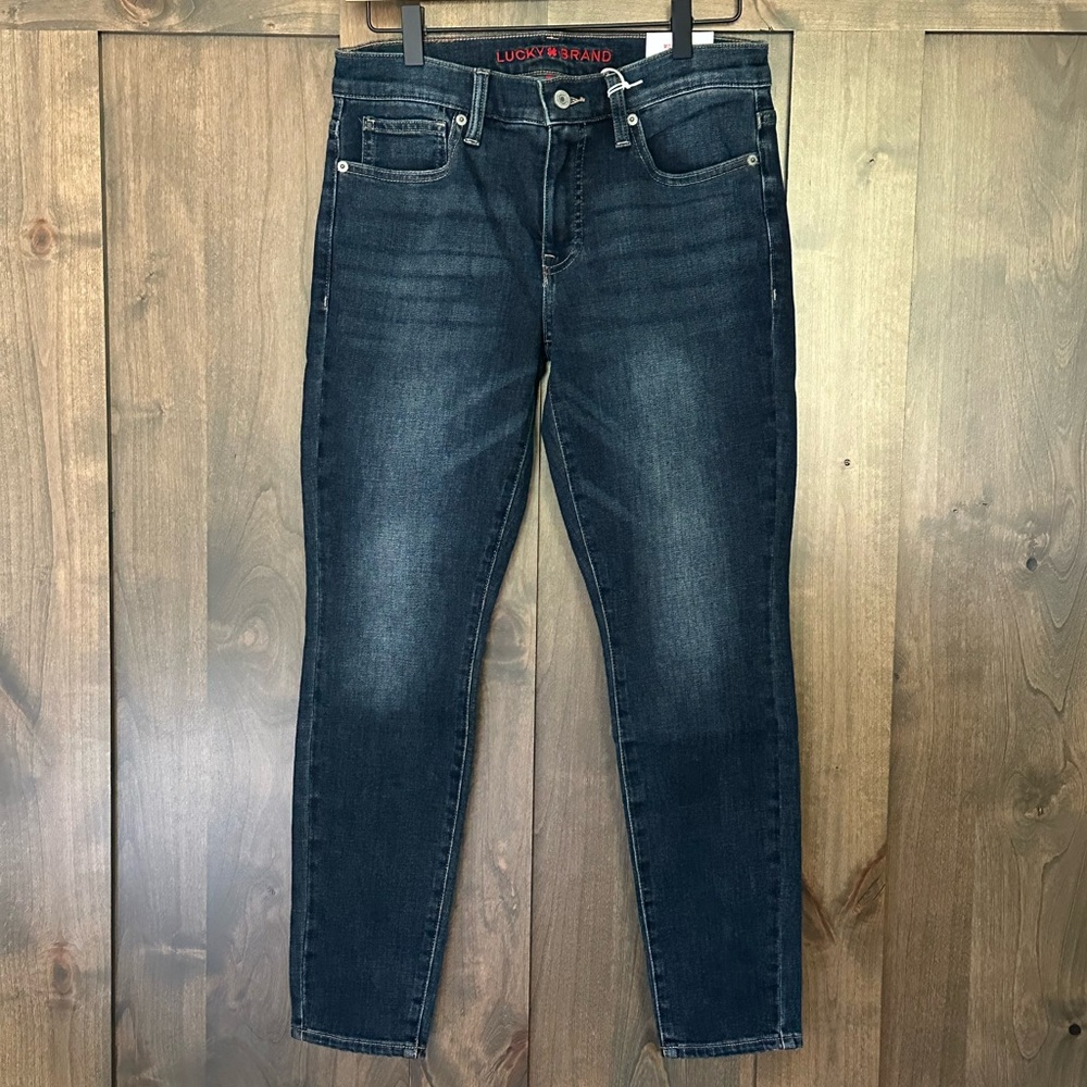 NWT Lucky Brand Women’s Ava Mid-Rise Skinny Jean